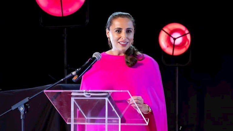 وزير الثقافة يهنئ رئيس “نهضة مصر” لفوزها بجائزة “PublisHer Excellence Award 2025”