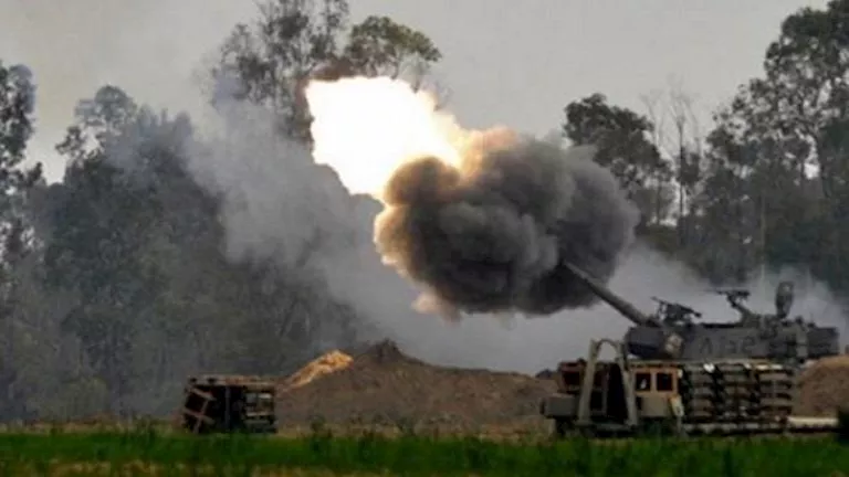 قذيفة إسرائيلية تستهدف منزلا مأهولا ببلدة عيتا الشعب في جنوبي لبنان