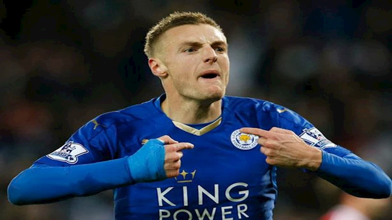 متفوقا على صلاح.. جيمي فاردي يحقق 3 أرقام تاريخية بالدوري الإنجليزي