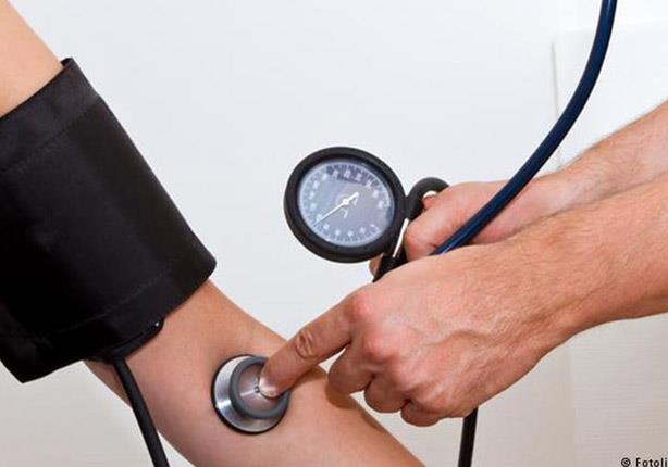 هل يبدأ ارتفاع ضغط الدم من رحم الأم؟.. دراسة تكشف مفاجأة