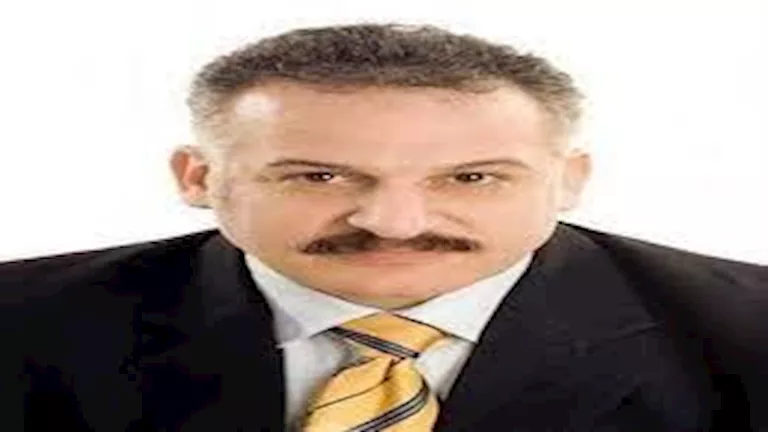 نقل المخرج عمر زهران إلى قسم الجيزة تمهيدًا للإفراج عنه