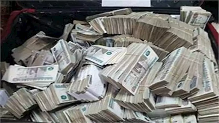 مهندس يتهم ابنتي نور الشريف بالاستيلاء على “عربون أرض” ورفض رده