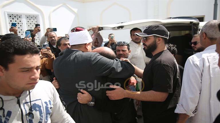 مشاهد من جنازة حبيبة الشماع فتاة الشروق