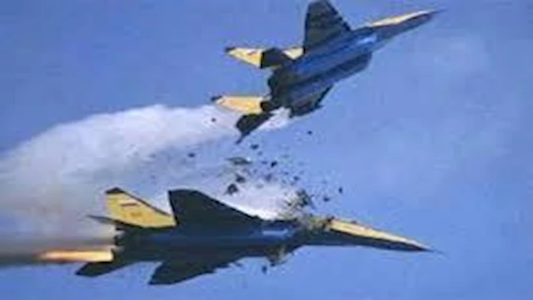 مصرع 5 اشخاص إثر تصادم طائرتي هليكوبتر في فنلندا