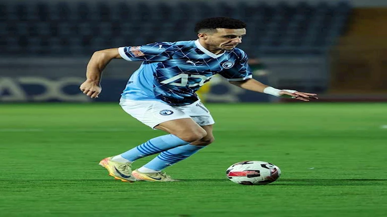 موقف مصطفى فتحي من المشاركة مع بيراميدز أمام سيراميكا وصن داونز