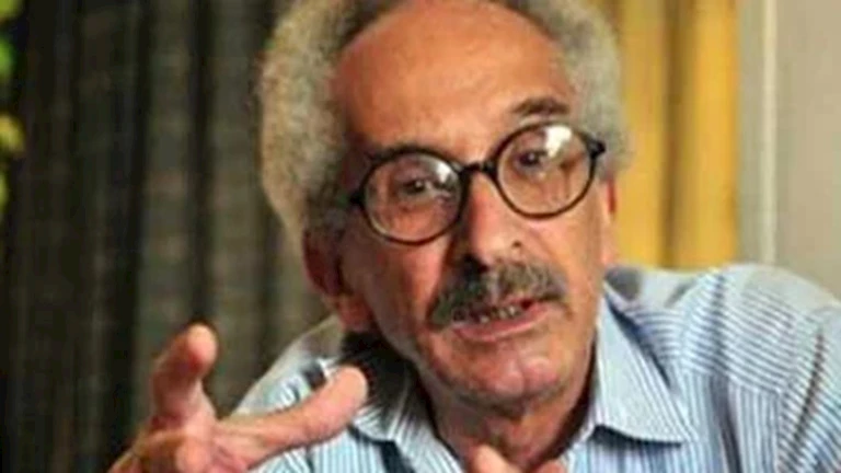 في وداع صنع الله إبراهيم.. تفاصيل مسرحية تمنى نور الشريف تقديمها للمبد