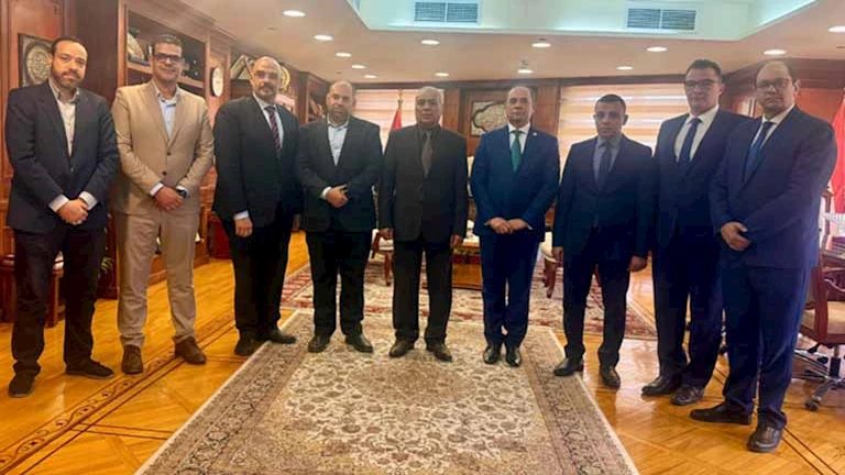 صور| رئيس هيئة النيابة الإدارية يشهد عرضًا توضيحيًا للبوابة الرقمية الجديدة