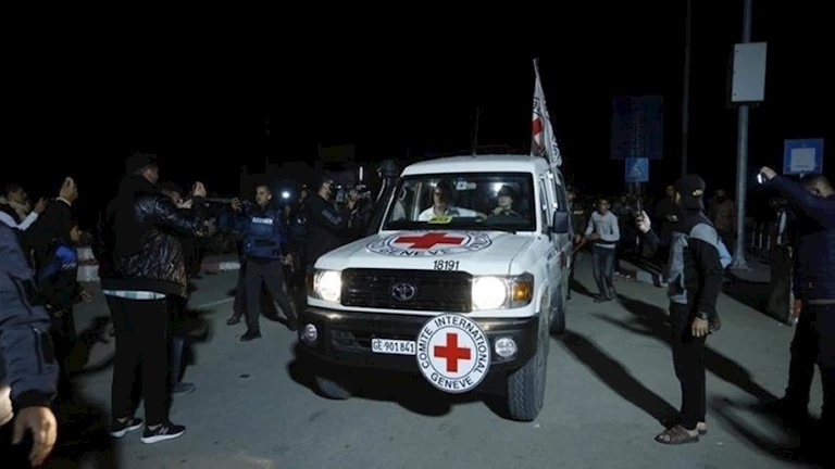 البث العبرية: من الممكن حدوث اختراق بمفاوضات الأسرى خلال أيام