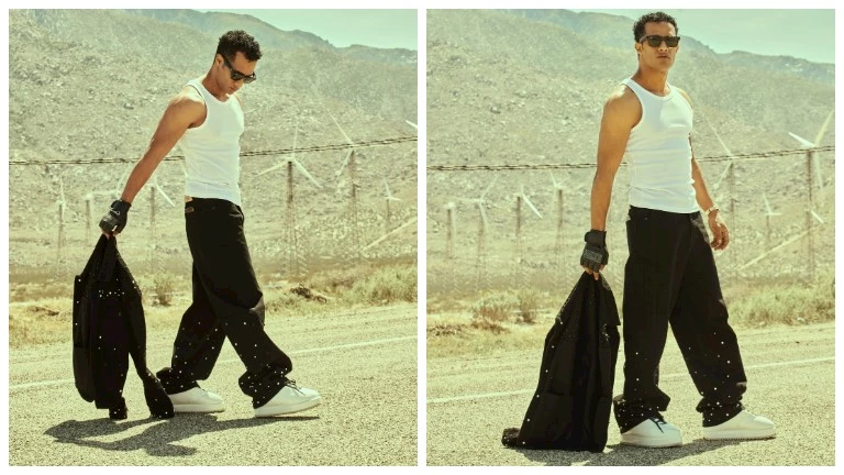 محمد رمضان ينشر صورًا جديدة له بجوار سيارته الفارهة