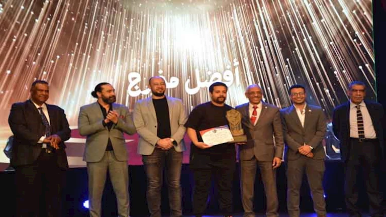 إعلان الجوائز.. ختام مهرجان الفنون المسرحية لطلاب جامعة الإسكندرية- صور