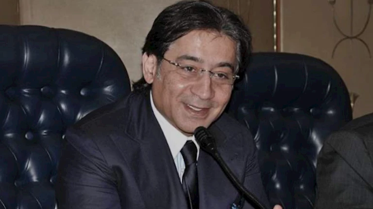 المهندس أحمد عز رئيسًا للاتحاد العربي للحديد والصلب