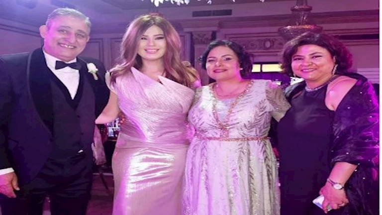 رانيا فريد شوقي تنشر صورة من حفل زفاف ابن أشرف طلبة وابنة فاطمة محمد علي