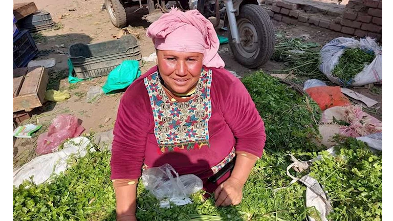 طلقها عشان بتخلف بنات والنتيجة مهندسة ومدرسة وصيدلي.. “ميرڤت” تكتب قصة أمومة استثنائية بالشرقية