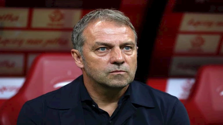 هانزي فليك يتحدث عن تتويج برشلونة بلقب الدوري الإسباني