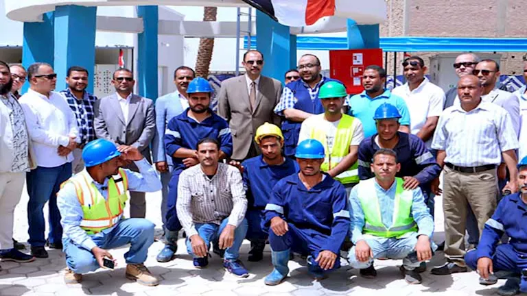 محافظ سوهاج يطلق التشغيل التجريبي لمحطة مياه أولاد الشيخ