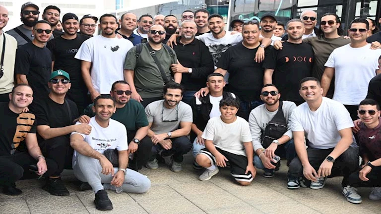 مطار شرم الشيخ يستقبل الوفود المشاركة في أول سباق للسيارات الرياضية فائقة السرعة