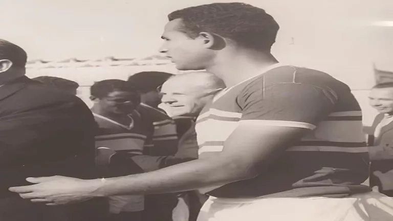 قطب: مكافأة التتويج كانت 200 جنيه.. ولم أكن بحاجة للانضمام للأهلى