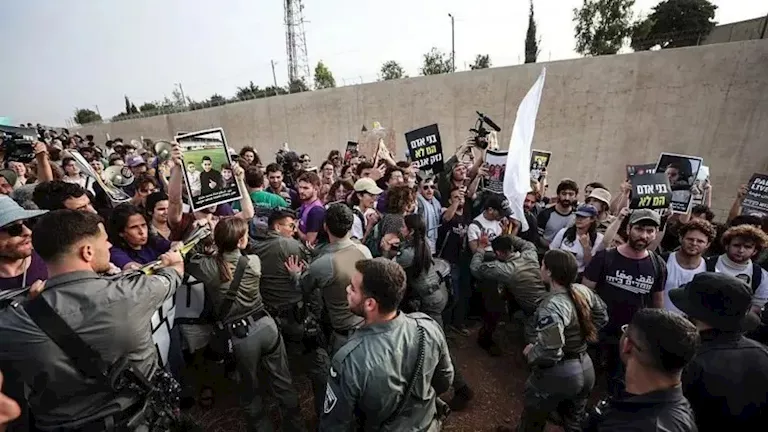 “المزاج يتغير”.. تصاعد الأصوات الإسرائيلية الغاضبة من حرب غزة