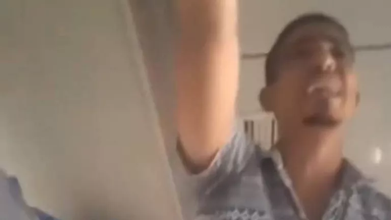 وفاة الرضيع آدم بعد أيام من استغاثة والده في القطار