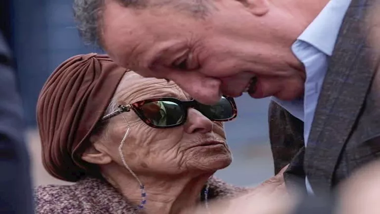 الخطيب يتوجه إلى قنا لتشييع جثمان شقيقته ويحدد مكان العزاء