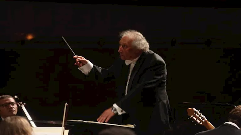 روائع القرن العشرين بقيادة الصعيدى فى الأوبرا.. اليوم