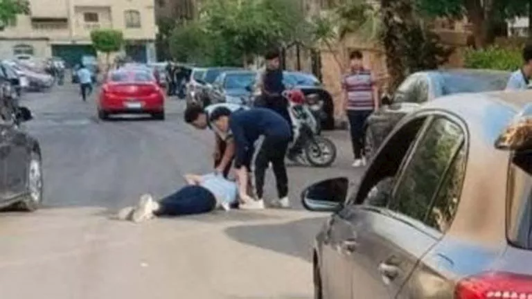 تفاصيل اعتداء طفل المرور على طالب بـ”عصا بيسبول”