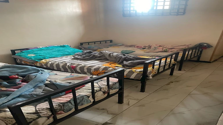 يديرها مدمنون متعافون.. ضبط أدوية مخدرة داخل مراكز غير مرخصة لعلاج الإدمان بالفيوم