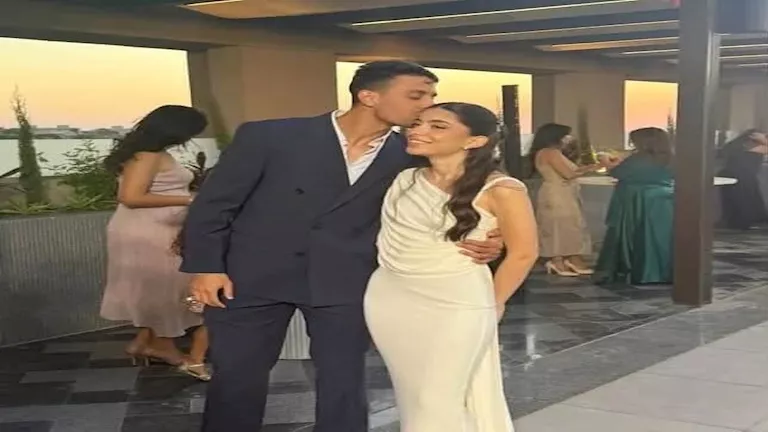 5 صور من عقد قران نجم الأهلي طاهر محمد طاهر