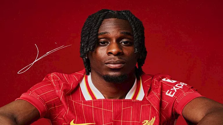 رسميًا.. ليفربول يعلن التعاقد مع بديل أرنولد