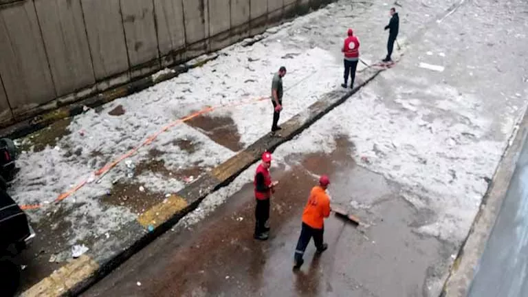 أكوام ثلوج في نفق سيدي بشر.. الإسكندرية تستنفر لمواجهة عاصفة الفجر