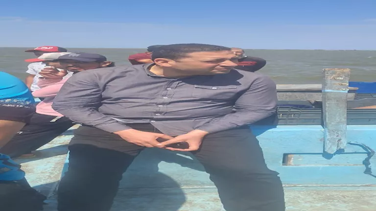 اختفى وسط العاصفة.. بحيرة البرلس تبتلع صيادًا في كفر الشيخ – صور