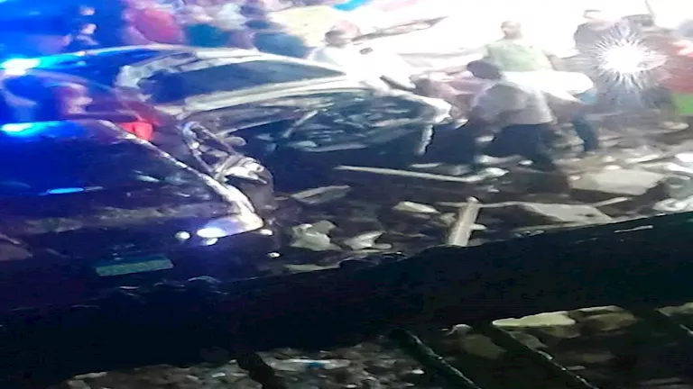 أحدهما حالته حرجة.. الإسكندرية تسجل حالتي إصابة بسبب العاصفة- صور