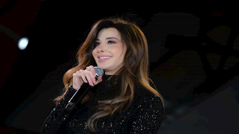 نانسي عجرم تنشر صورًا جديدة من حفلها الغنائي في المتحف المصري الكبير