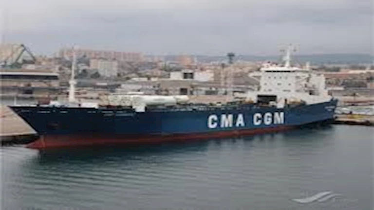 تداول 15 ألف طن بموانئ البحر الأحمر