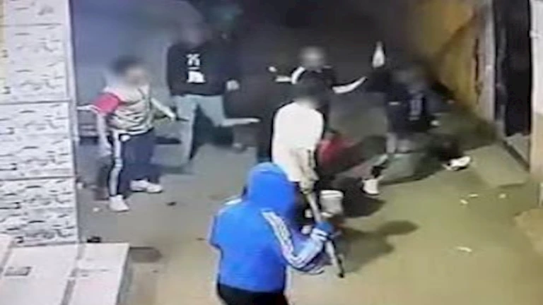 كشف ملابسات فيديو خناقة الزقازيق