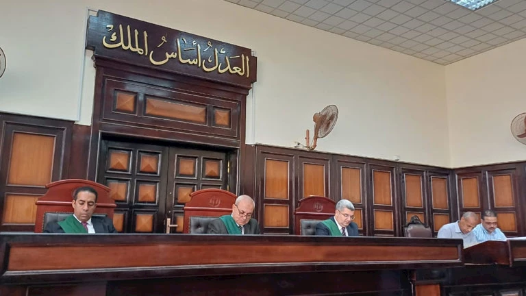 المؤبد لعاطل و3 سنوات مشدد لآخر في قضية قتل بسبب خصومة ثأرية فى أسيوط