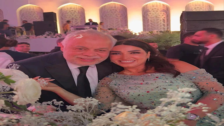 روجينا تهنئ رنا رئيس بزفافها: “أحلى عروسة وأحلى أم عروسة”