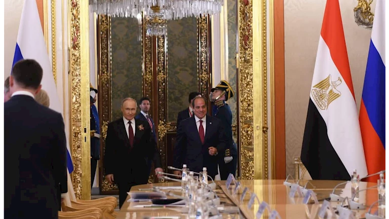 مستجدات الأوضاع في غزة وسوريا وليبيا والسودان وأوكرانيا.. تفاصيل لقاء الرئيسان السيسي وبوتين