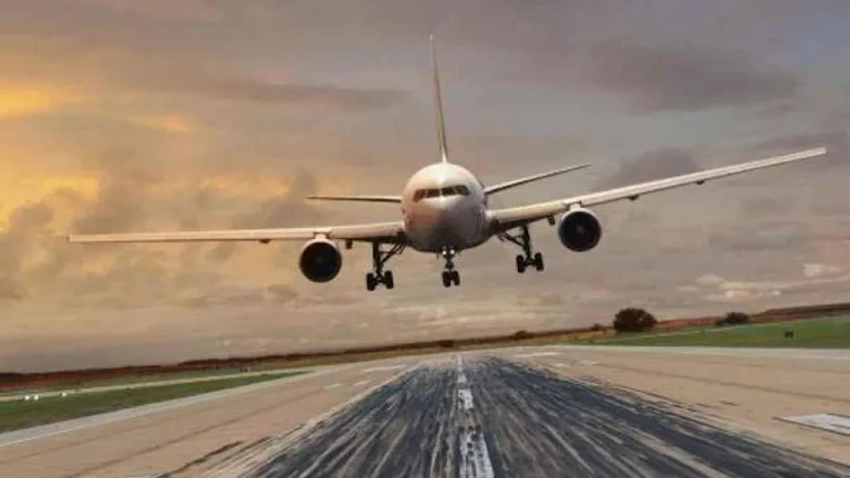 أمريكا: هبوط اضطراري لرحلة داخلية بسبب شجار بين راكب ومضيفة