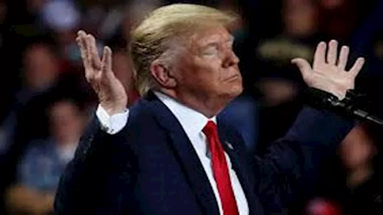 ترامب يُواجه احتجاجات لوس أنجلوس بألفي عنصر من الحرس الوطني