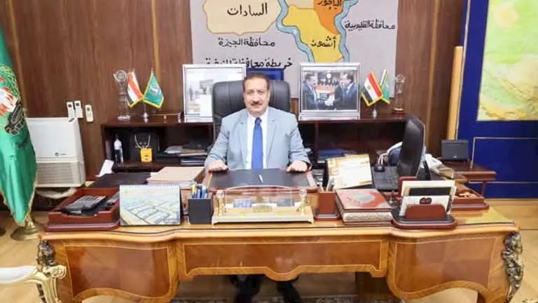 إحالة موظف بوحدة محلية بأشمون للنيابة لتقاضيه أموالًا غير قانونية