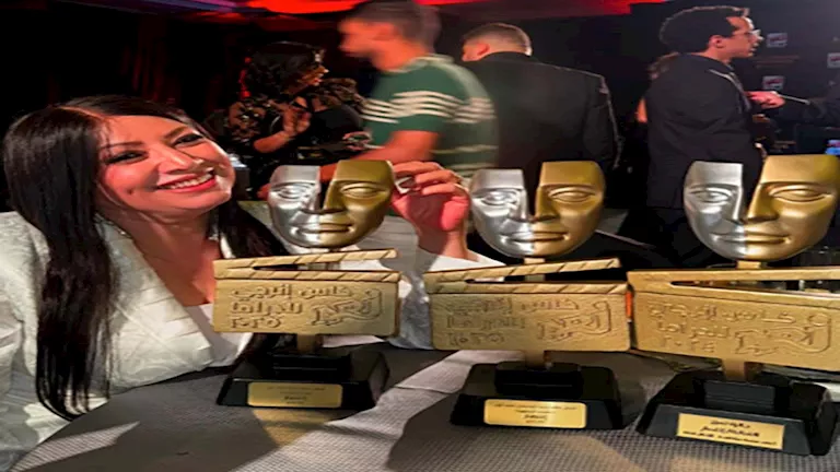 ” التوفيق من عند ربنا “.. أول تعليق من انتصار بعد تكريمها من إذاعة “إن