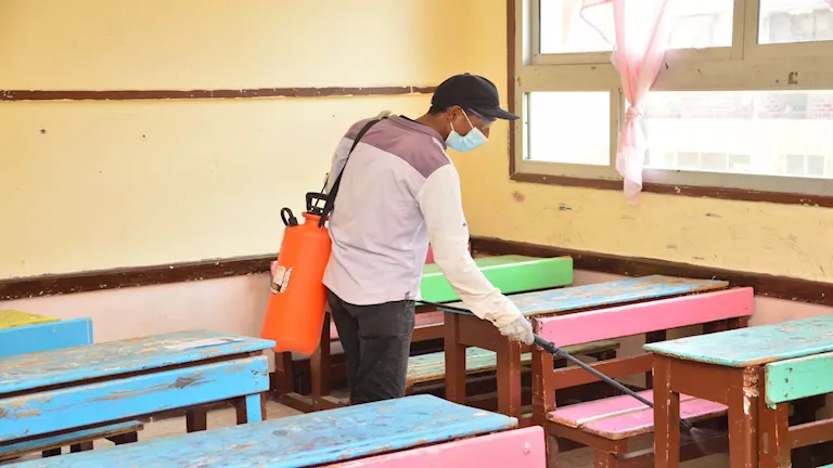 رفع كفاءة المدارس استعدادا لامتحانات الثانوية العامة في بورسعيد – صور