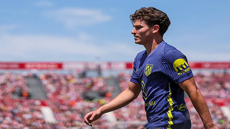 حظر تجول وطائرات هليكوبتر.. ماذا يواجه أتلتيكو مدريد قبل المونديال؟