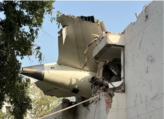 صورة 8 حادث طائرة