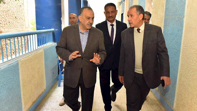 إحالة 14 موظفًا بمطبعة أسيوط السرية للنيابة بتهمة تسريب امتحان الجبر