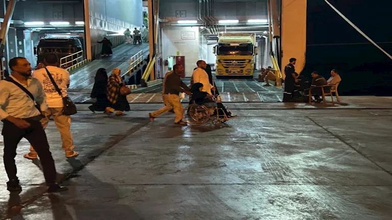 الفوج الثالث.. وصول 306 حجاج من الأراضي المقدسة عبر ميناء نويبع