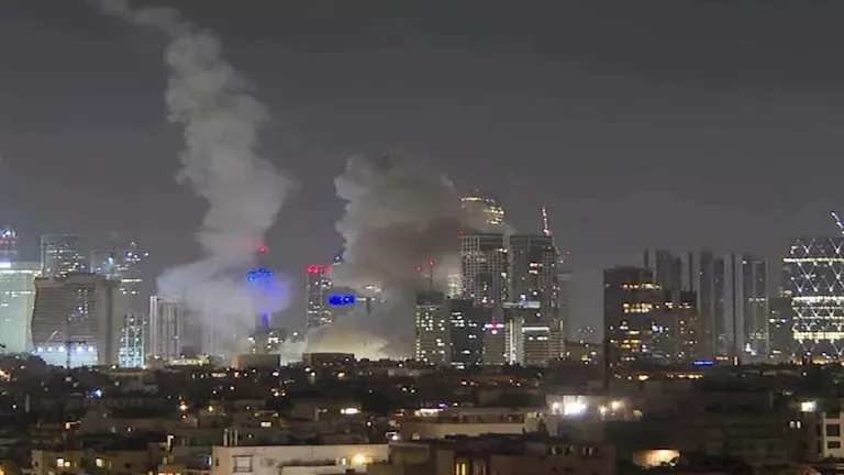 خدمات الطوارئ الإسرائيلية: مبان عدة تضررت ونحاول إنقاذ العالقين تحت ا