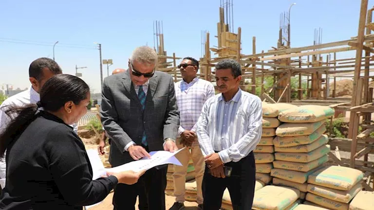 بـ 13 مليون جنيه.. محافظ أسوان يتفقد تطوير حديقة الأندلس (صور)