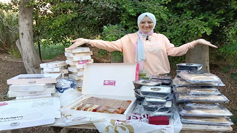 آية ناصر.. قصة فتاة حولت إرث والدها إلى مشروع ريادي بالزقازيق